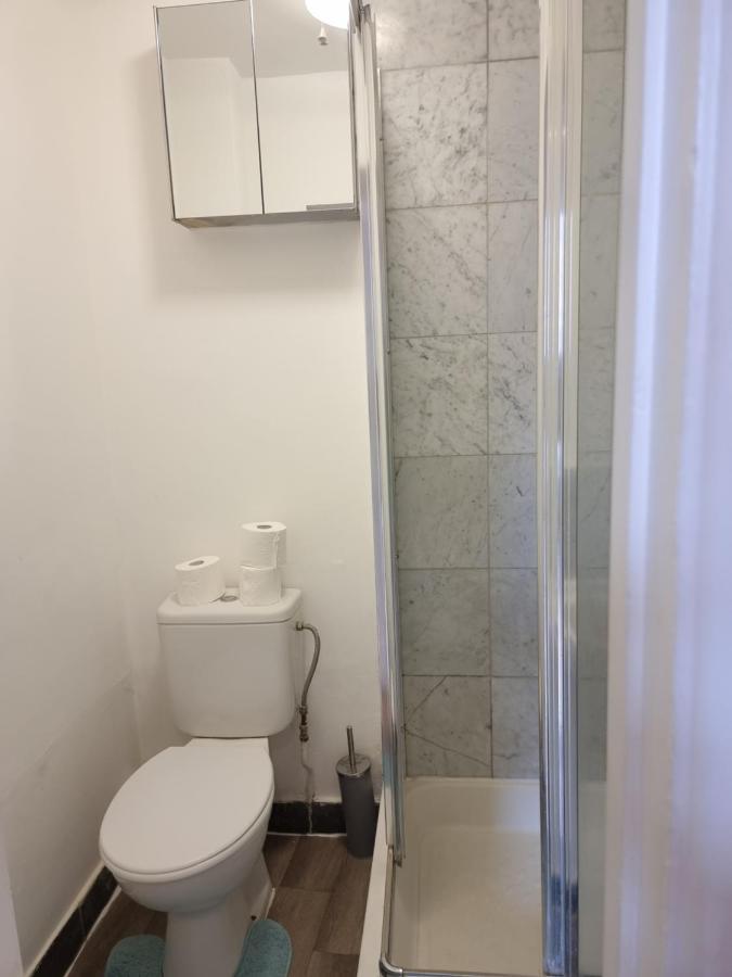 F8-Mezzanine 1St Floor Flat Fits 3 Near Paddington Apartman London Kültér fotó